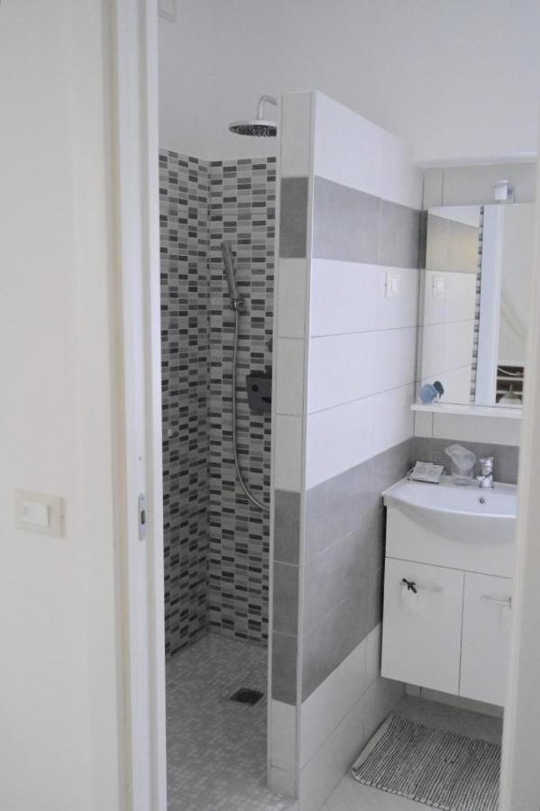 La Terra Di Mingo Bed and Breakfast Vado Ligure Εξωτερικό φωτογραφία