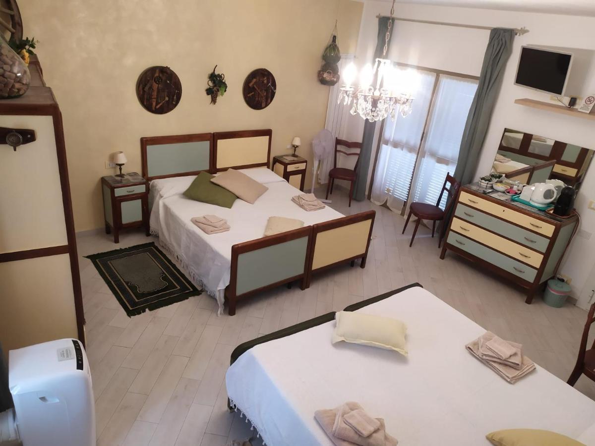 La Terra Di Mingo Bed and Breakfast Vado Ligure Εξωτερικό φωτογραφία
