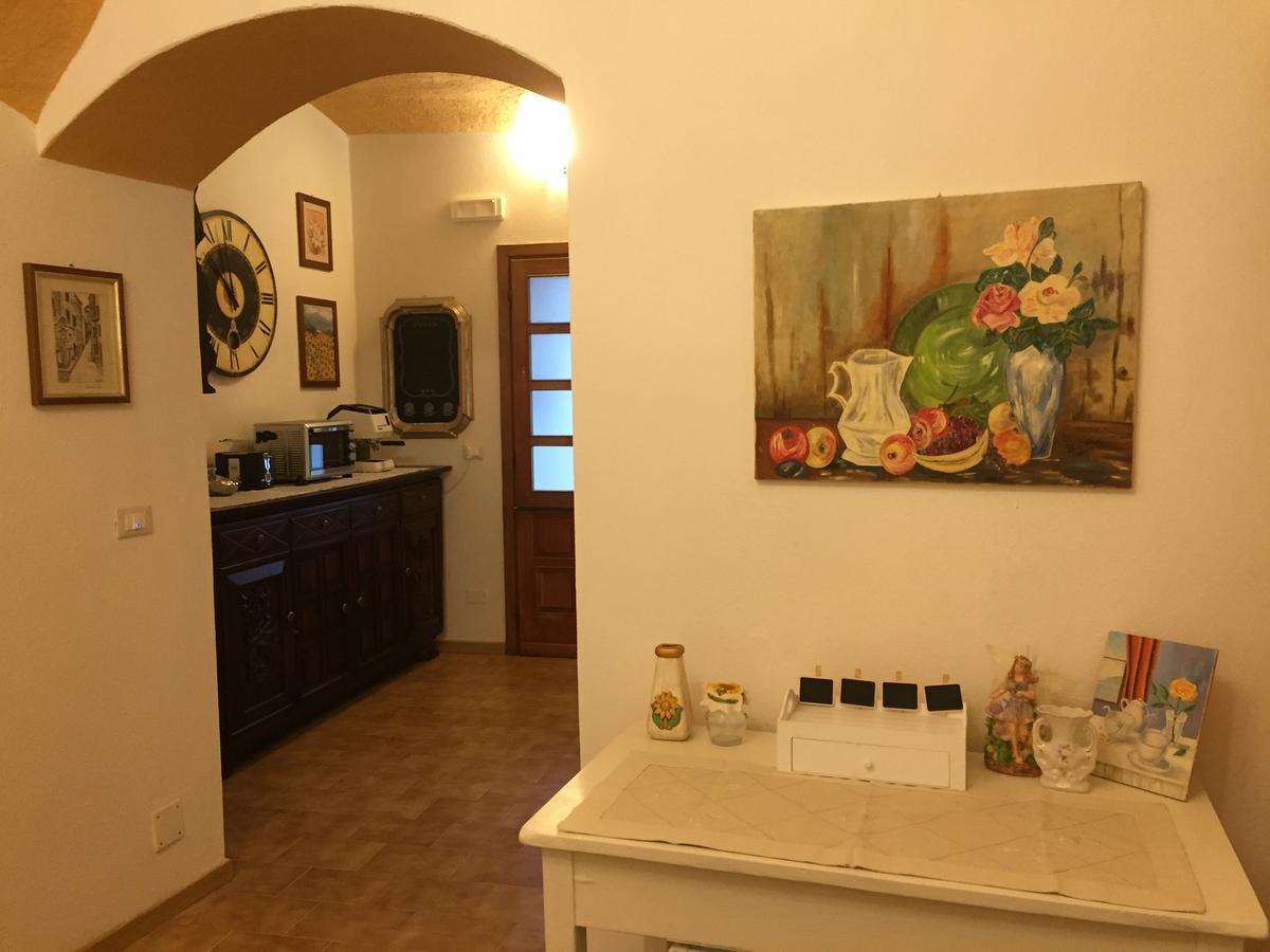 La Terra Di Mingo Bed and Breakfast Vado Ligure Εξωτερικό φωτογραφία