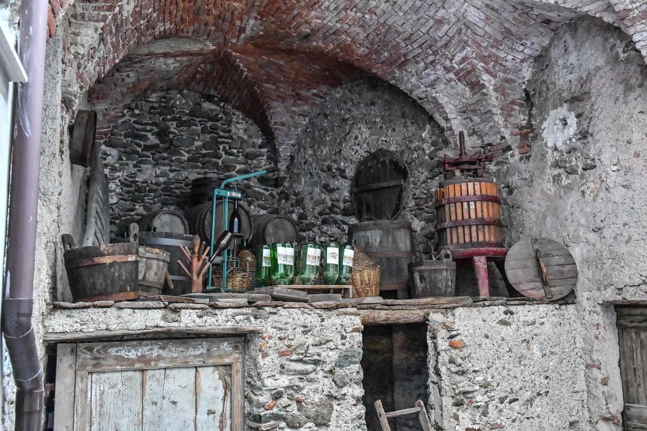 La Terra Di Mingo Bed and Breakfast Vado Ligure Εξωτερικό φωτογραφία