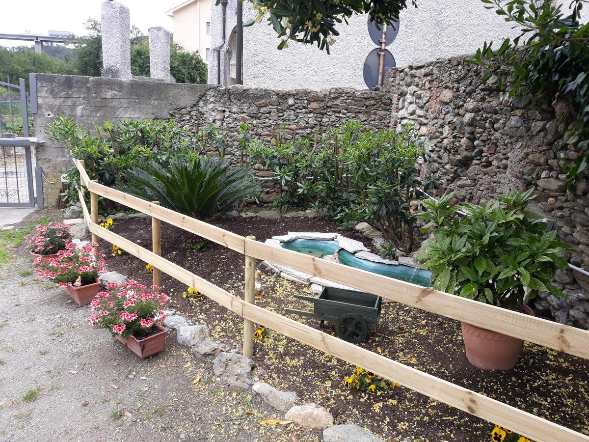 La Terra Di Mingo Bed and Breakfast Vado Ligure Εξωτερικό φωτογραφία