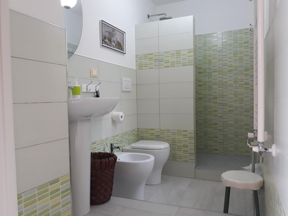 La Terra Di Mingo Bed and Breakfast Vado Ligure Εξωτερικό φωτογραφία